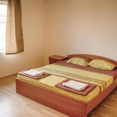 Holiday home Two-bedroom Holiday In Bania Banya (Burgas)
